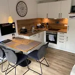 Flip-Flop Ferienwohnung Steg Buesum, Exklusiv, Infrarotkabine Apartman *